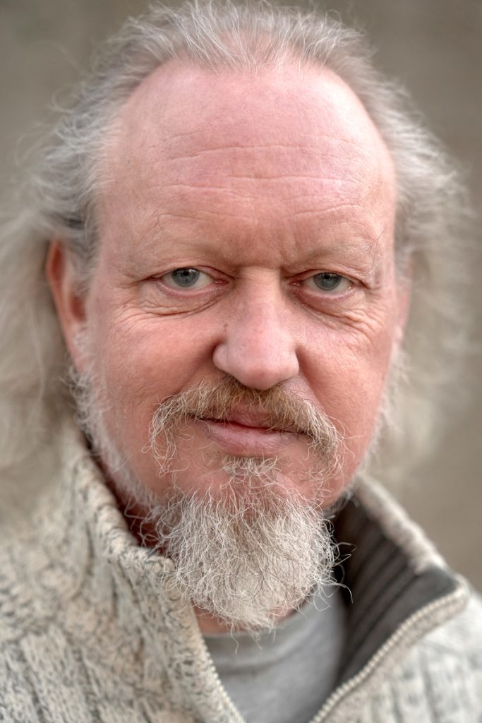 Robert Williamson Actor headshot